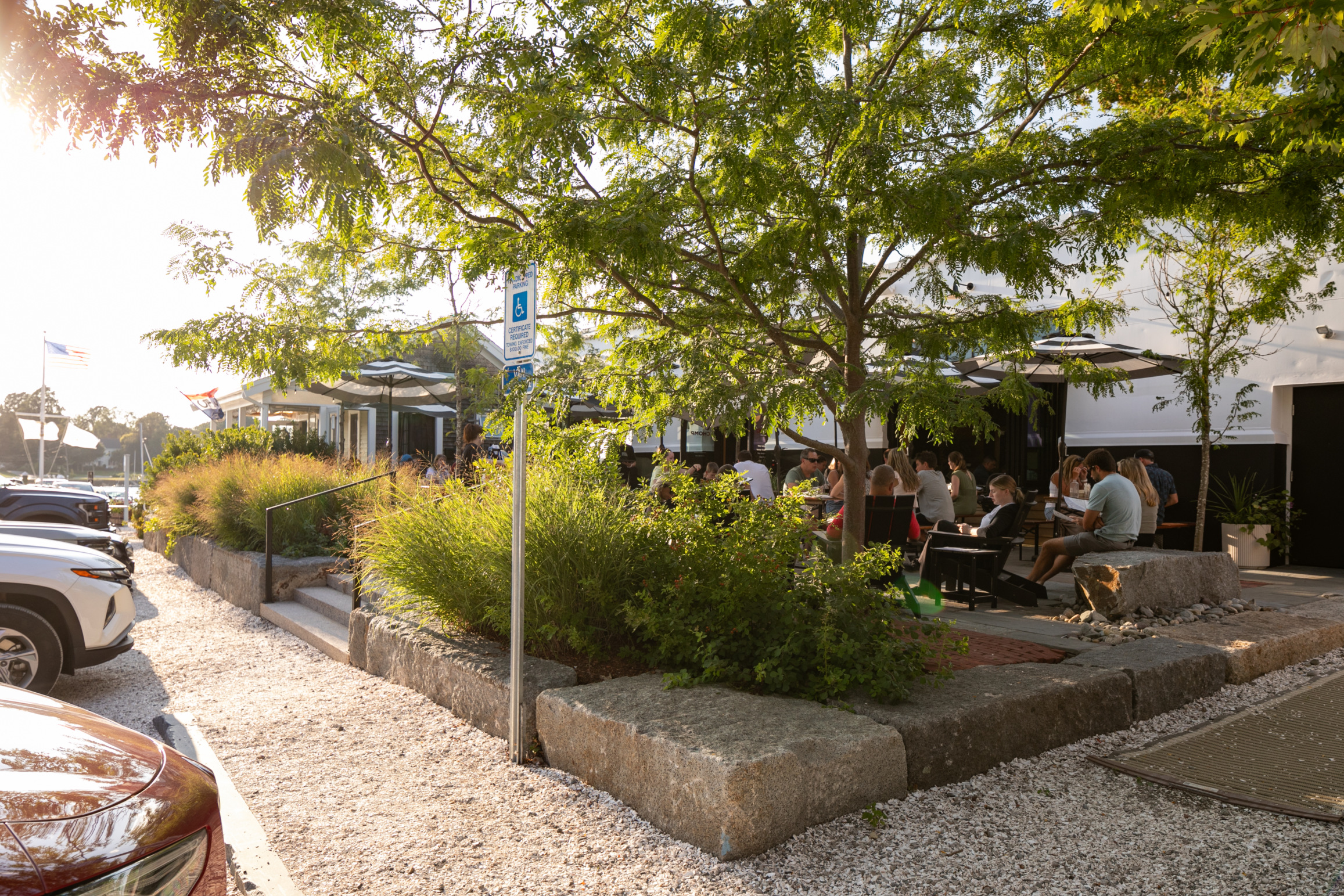CHOMP Kitchen Terrace - Design Outside